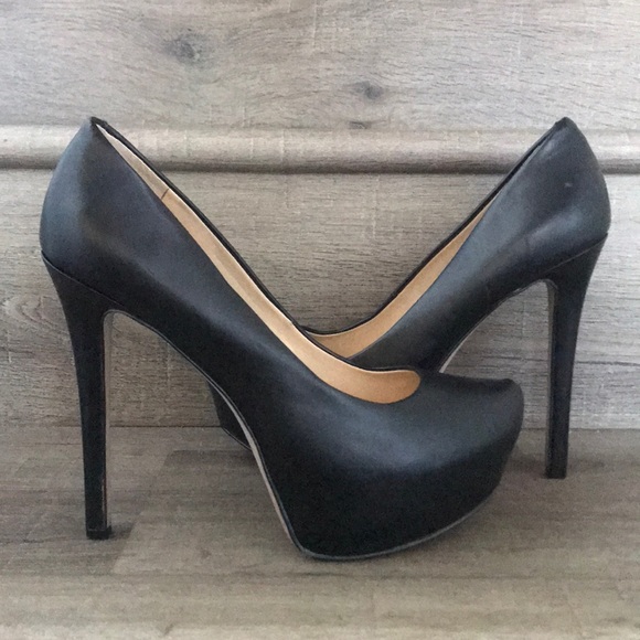 jessica simpson black pumps